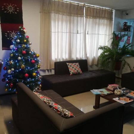 Hostal Alborada Riobamba Buitenkant foto