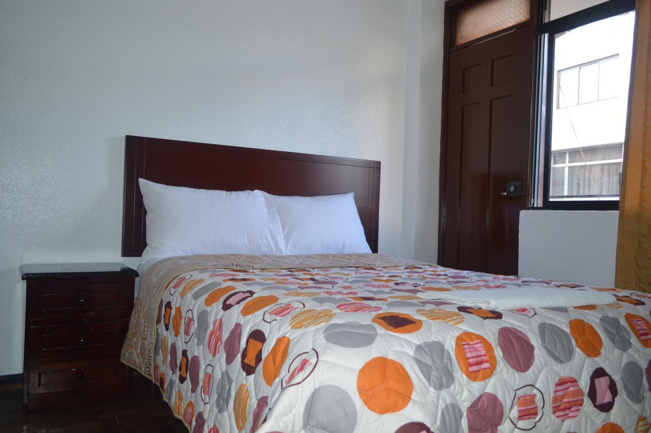 Hostal Alborada Riobamba Buitenkant foto