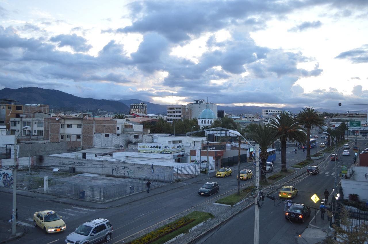 Hostal Alborada Riobamba Buitenkant foto