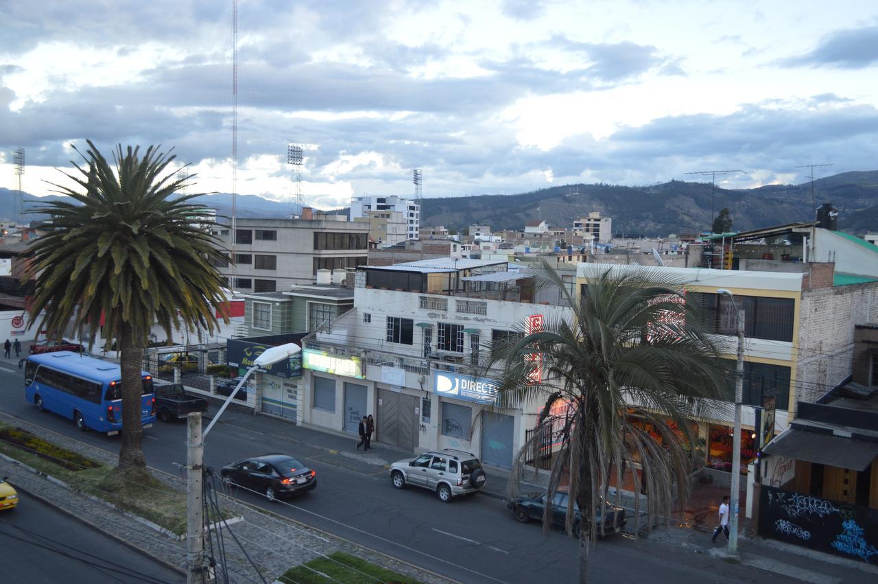 Hostal Alborada Riobamba Buitenkant foto