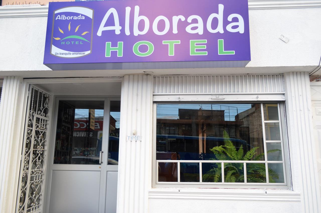 Hostal Alborada Riobamba Buitenkant foto